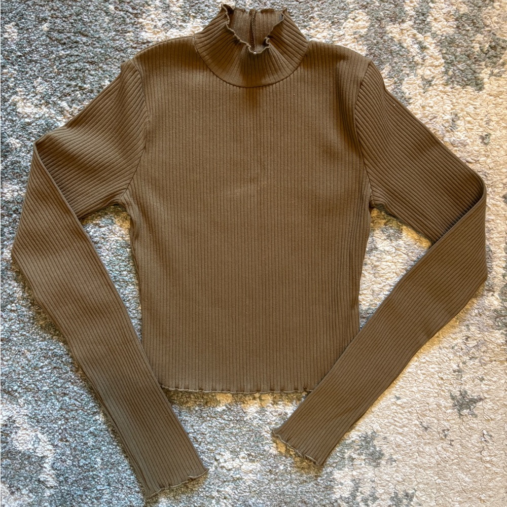 Good American Ribbed Mockneck Long Sleeve Top, Mock Neck Shirt in Sepia Brown 0